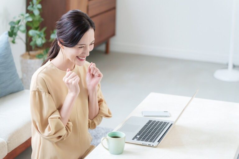 女性が『一生働ける職業』とは!?「金銭的に困らない人生を送れる仕事」みんなの意見