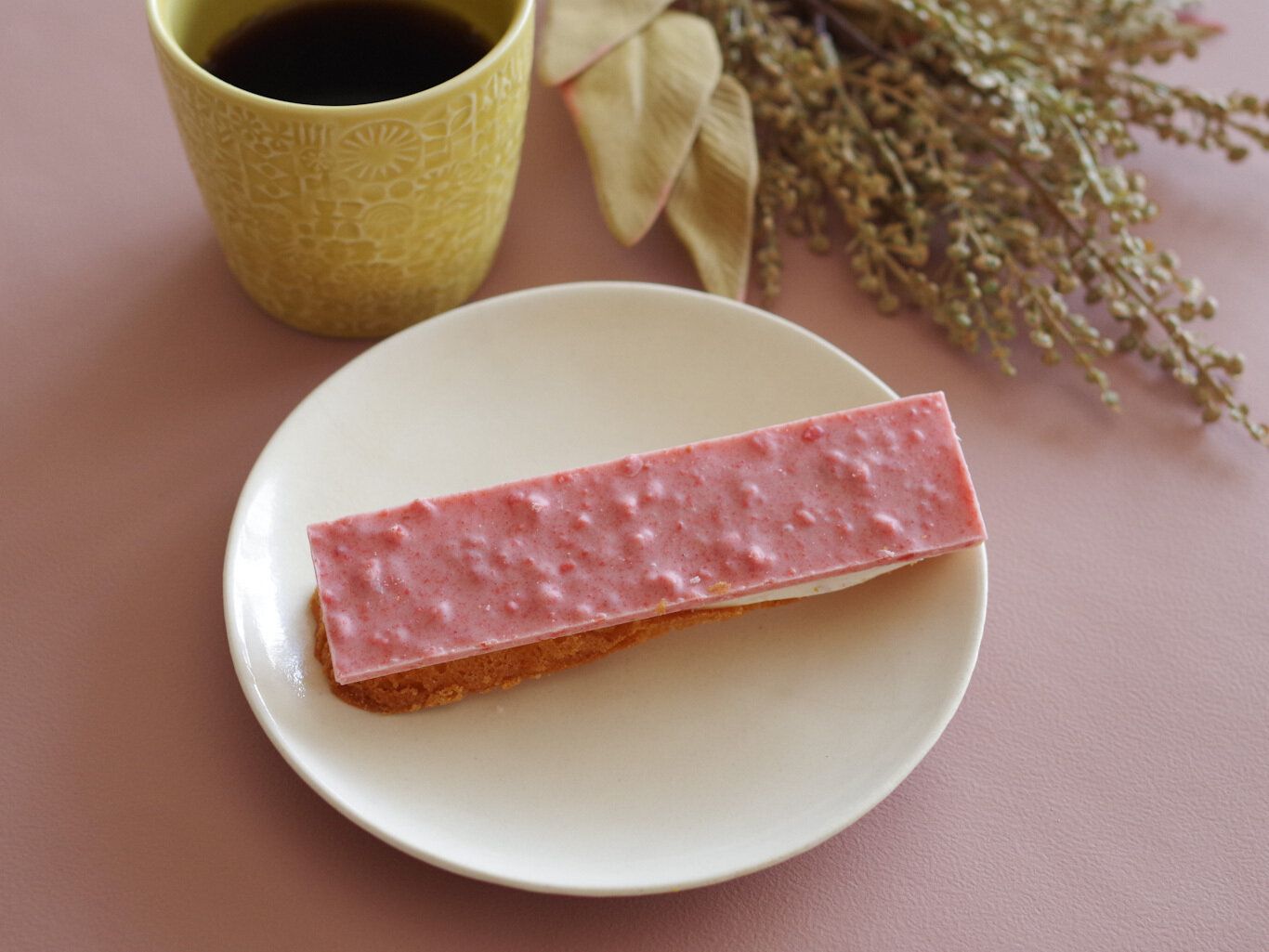 「ファミマのいちご狩り」スタート!ザクザク食感が絶品な“いちごのチョコサンド”実食レポ