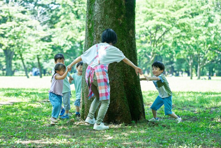 時間が無い！！持ち帰り仕事で土日もない！…でももっとやりたい。時短勤務の保育士が感じるジレンマ。