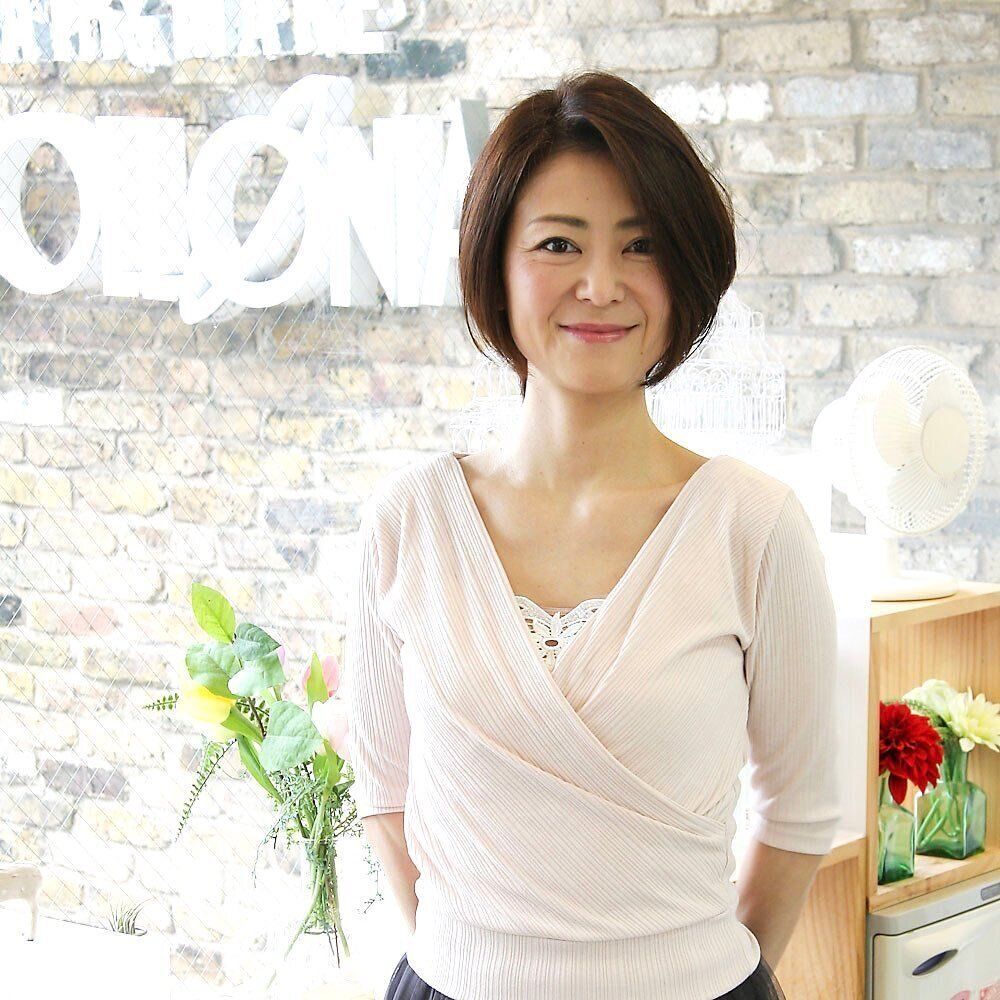 40代女性にもおすすめ!小顔効果もバッチリ!大人美人シルエットなボブで丸さもカバー