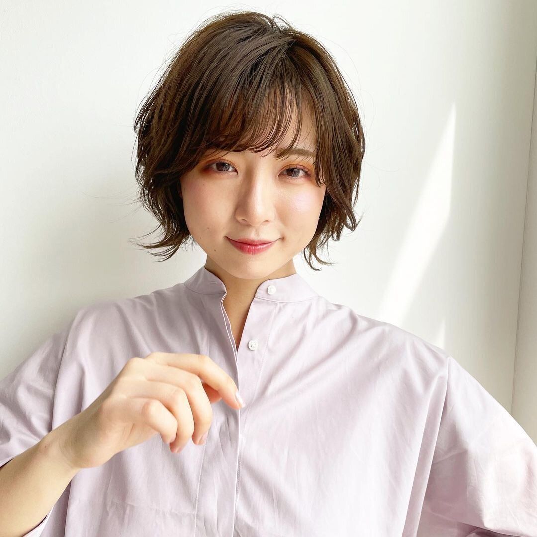 面長をカバーして美人40代に!ふんわりショートで全体を丸く