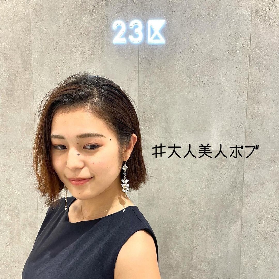 面長をカバーして美人40代に!クールな大人の外ハネボブ