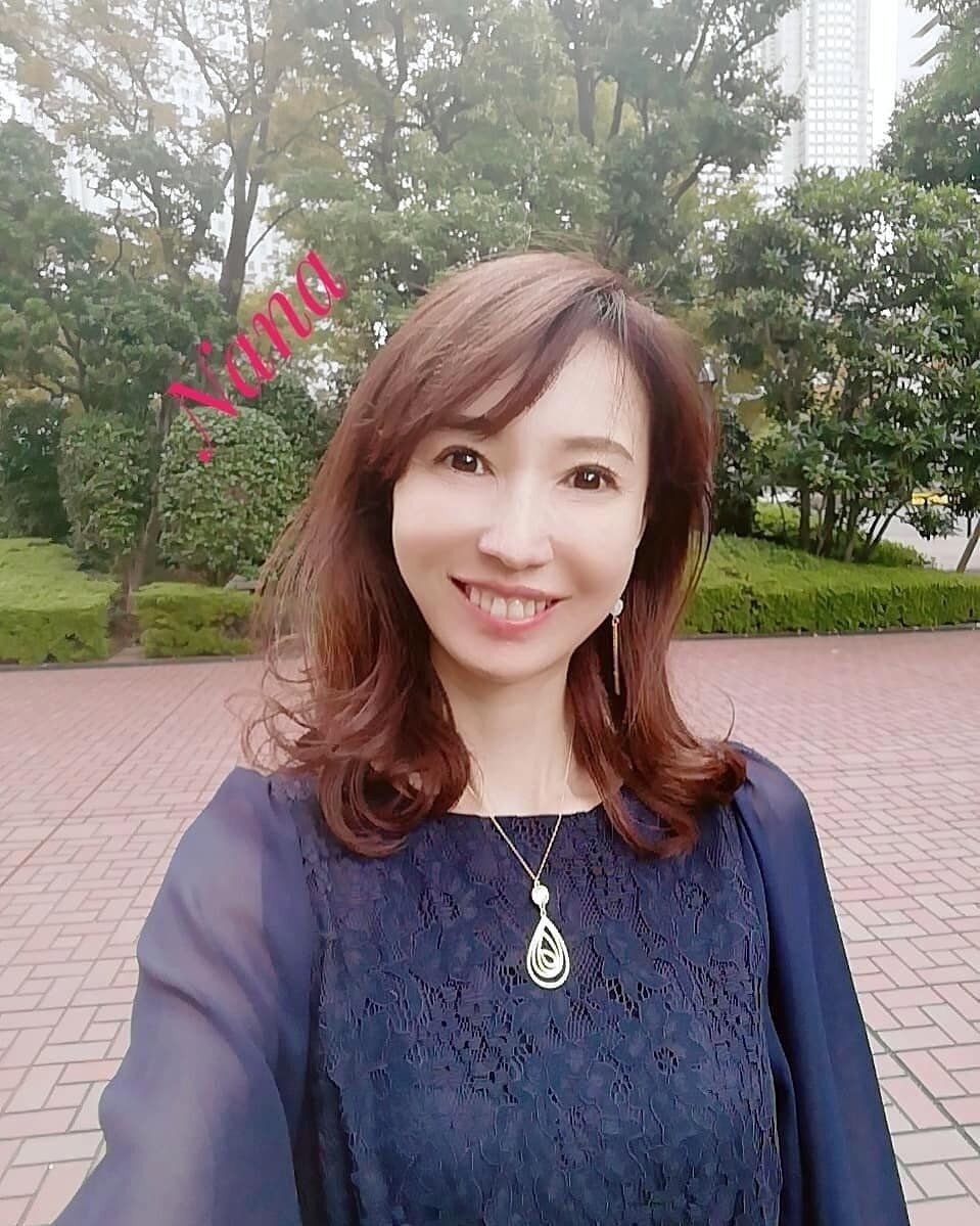 面長をカバーして美人40代に!レイヤーを入れた大人キレイなヘアスタイルを