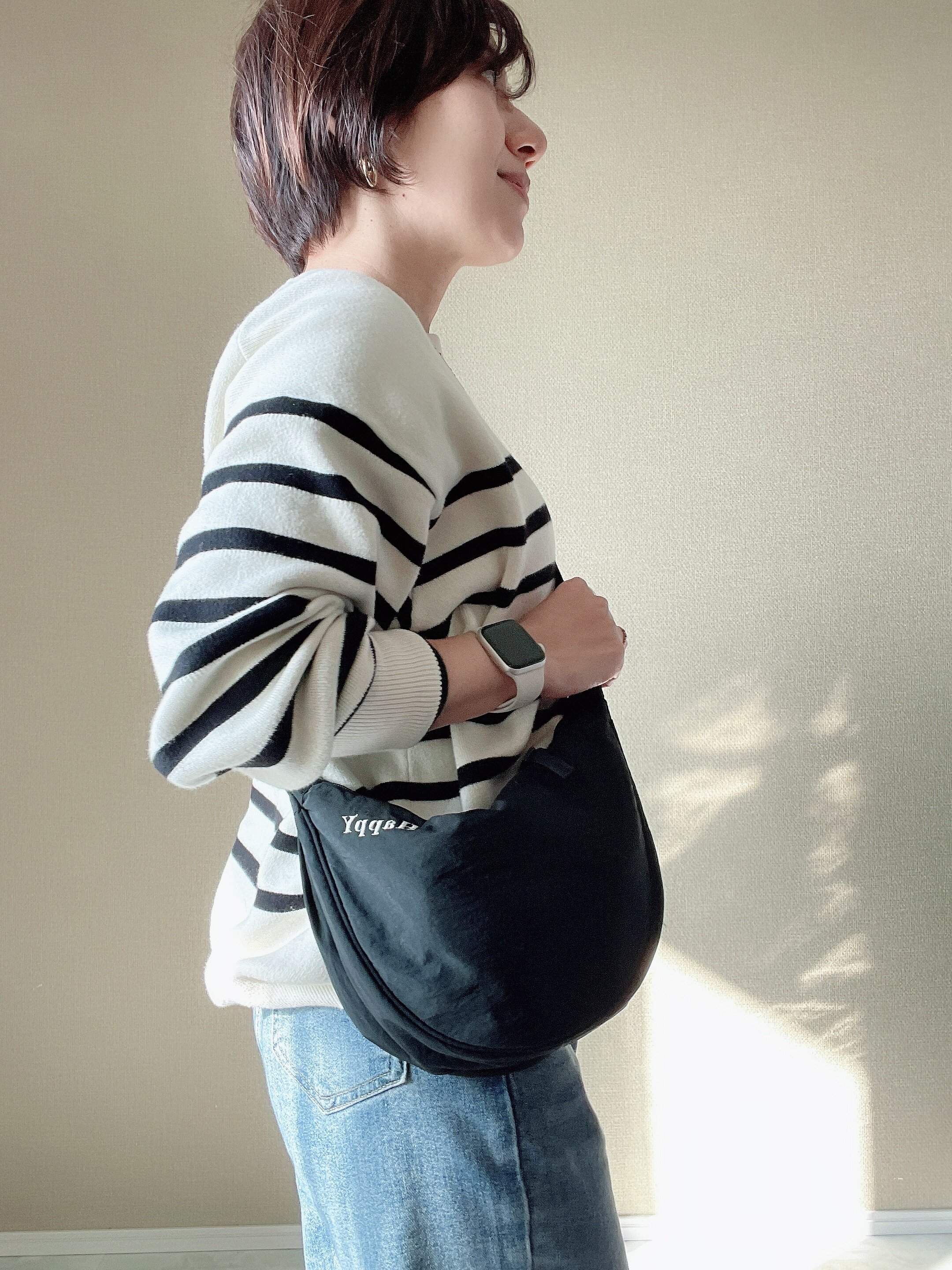 ユニクロ ラウンドミニショルダーバッグ