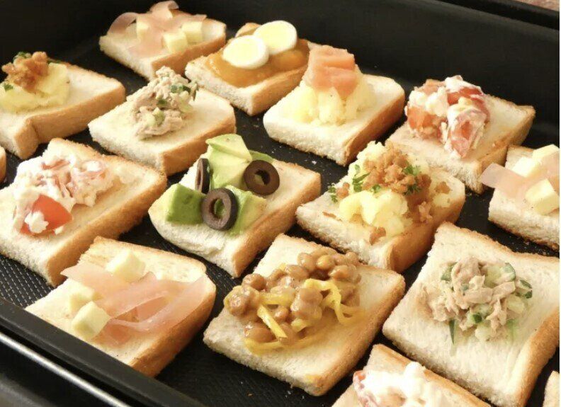 いつものトーストをちょこっとアレンジ!家族で楽しめる「ホットプレートでパンパーティ」