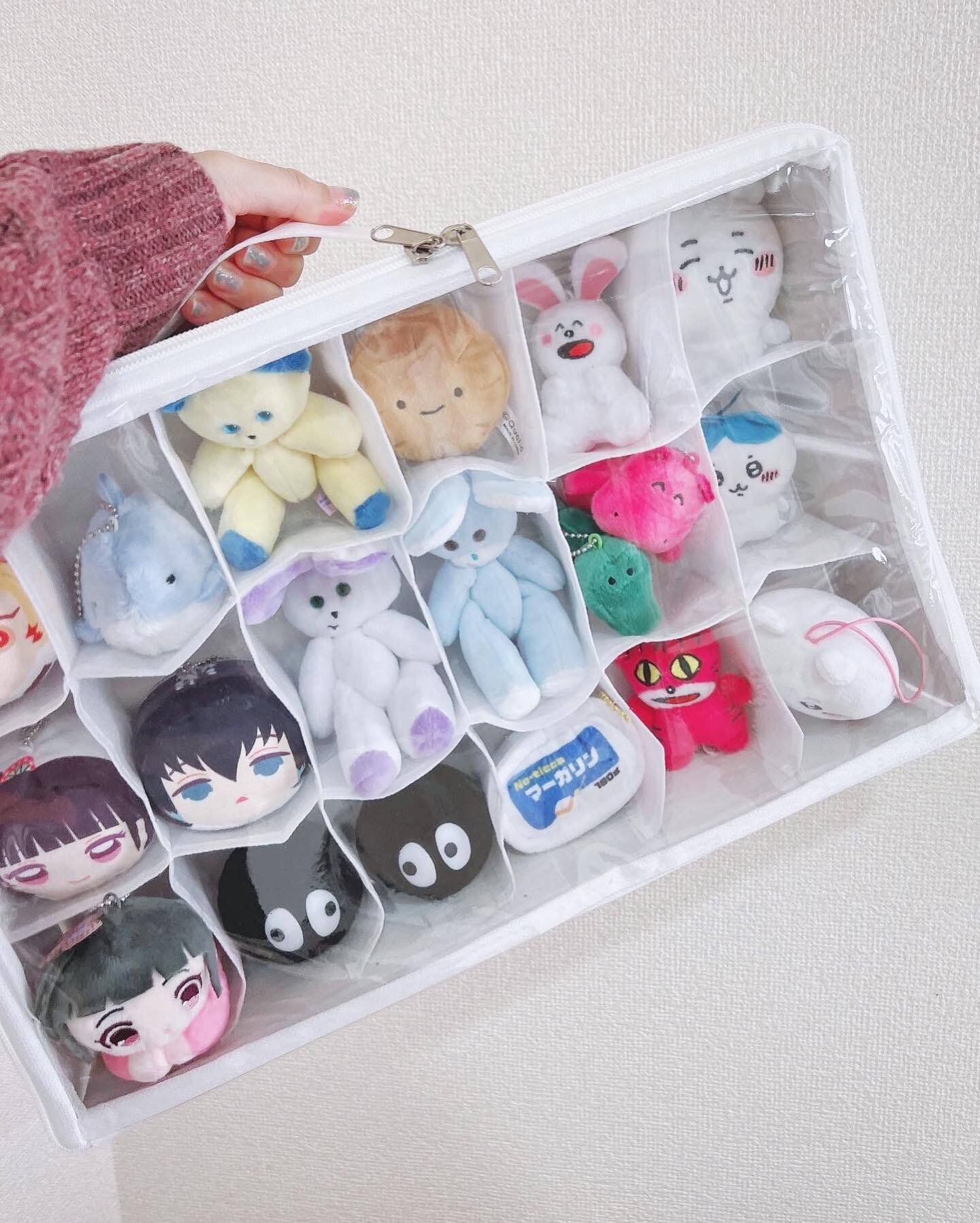 小さなぬいぐるみはスリコの収納ボックスに