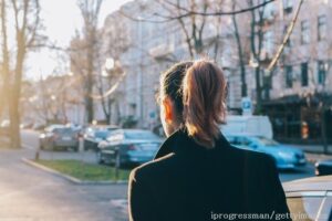 40代の１つ結び問題。若作りではなく「こなれた感」を出すには？