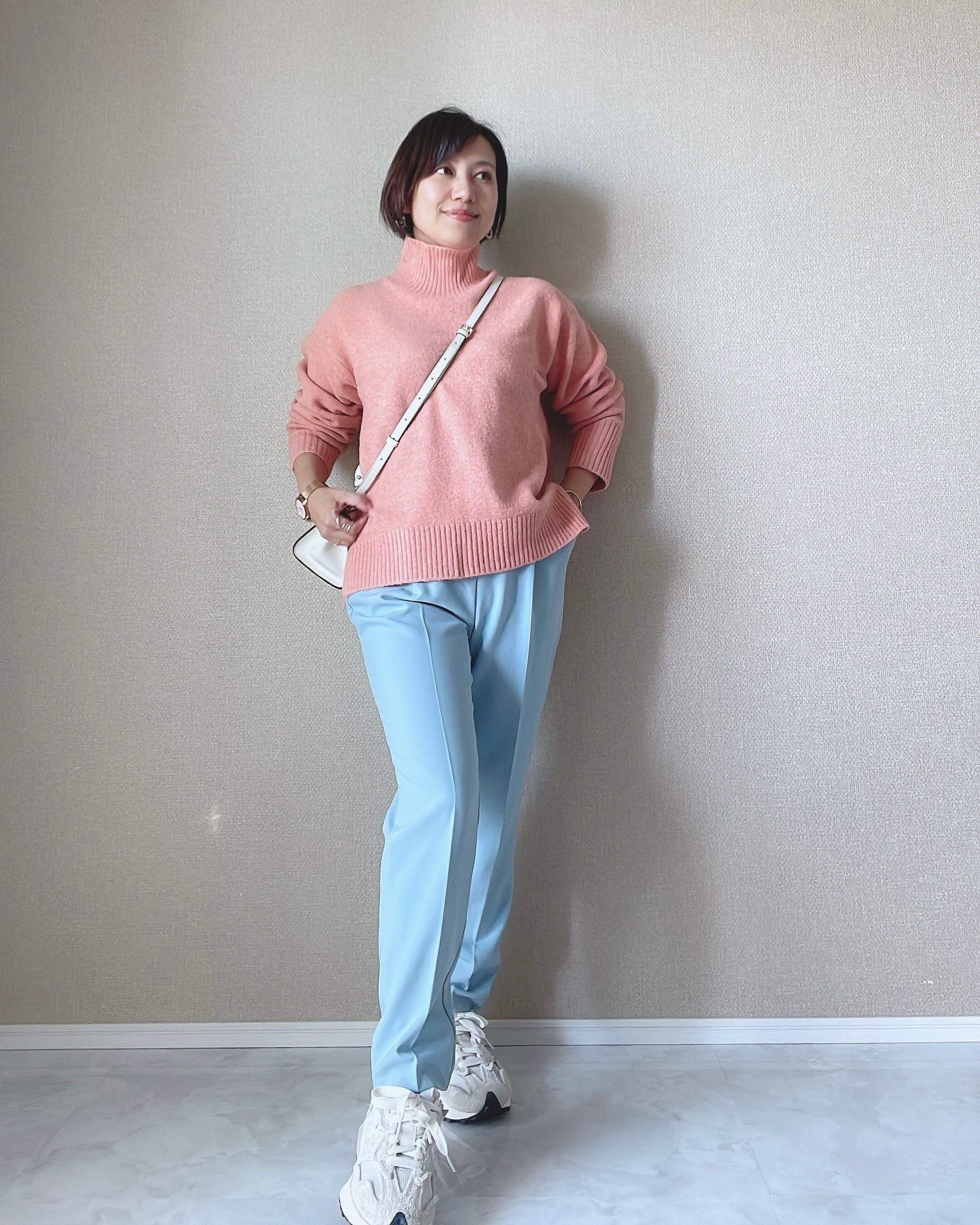 スフレヤーンハイネックセーター