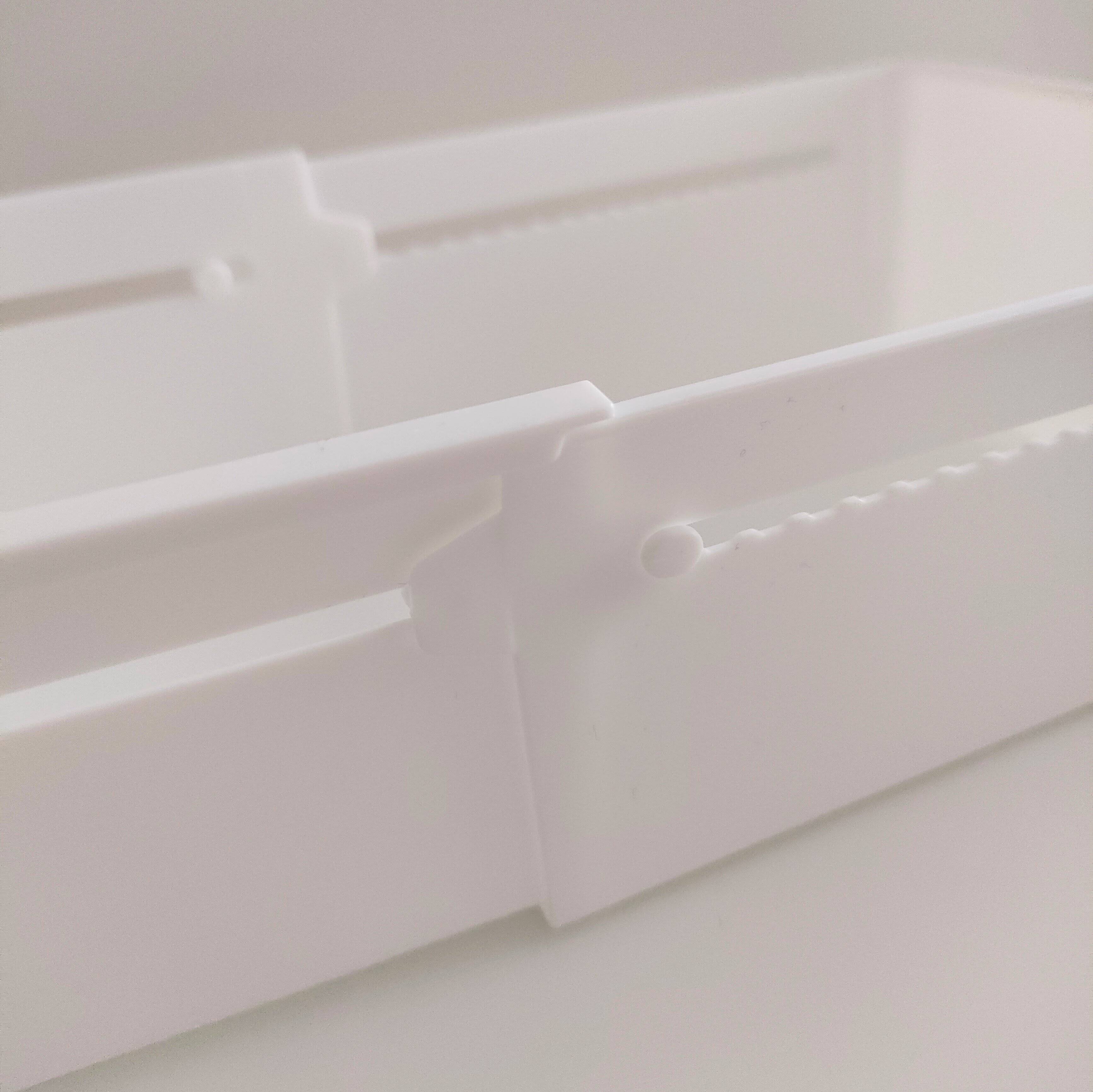 100円ショップセリア 伸縮収納トレー