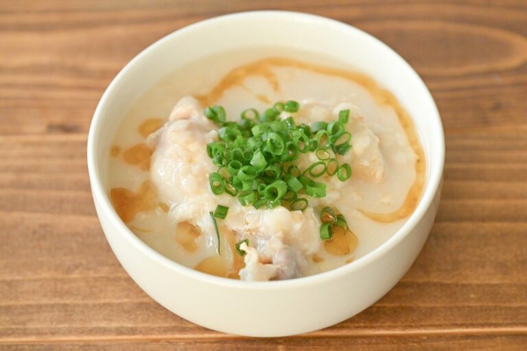 流行りだけで終わらせない！保存が効いてたんぱく質も摂れる！オートミールをもっと食べよう♪絶品レシピ3選