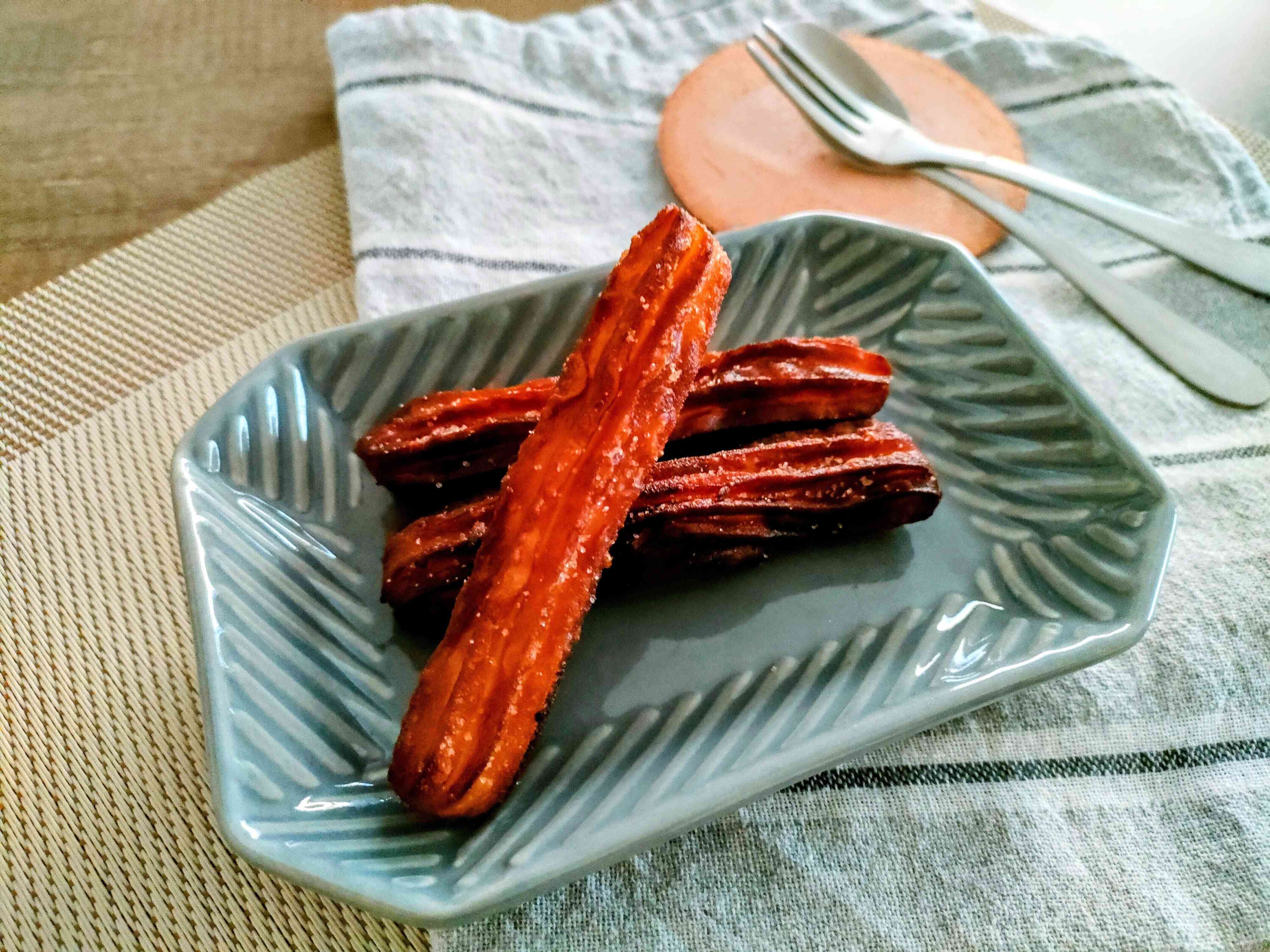 揚げたてのチューロス