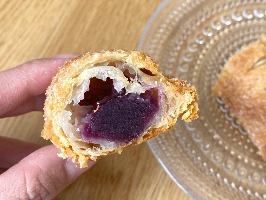 むらさき芋のあんこもちパイ