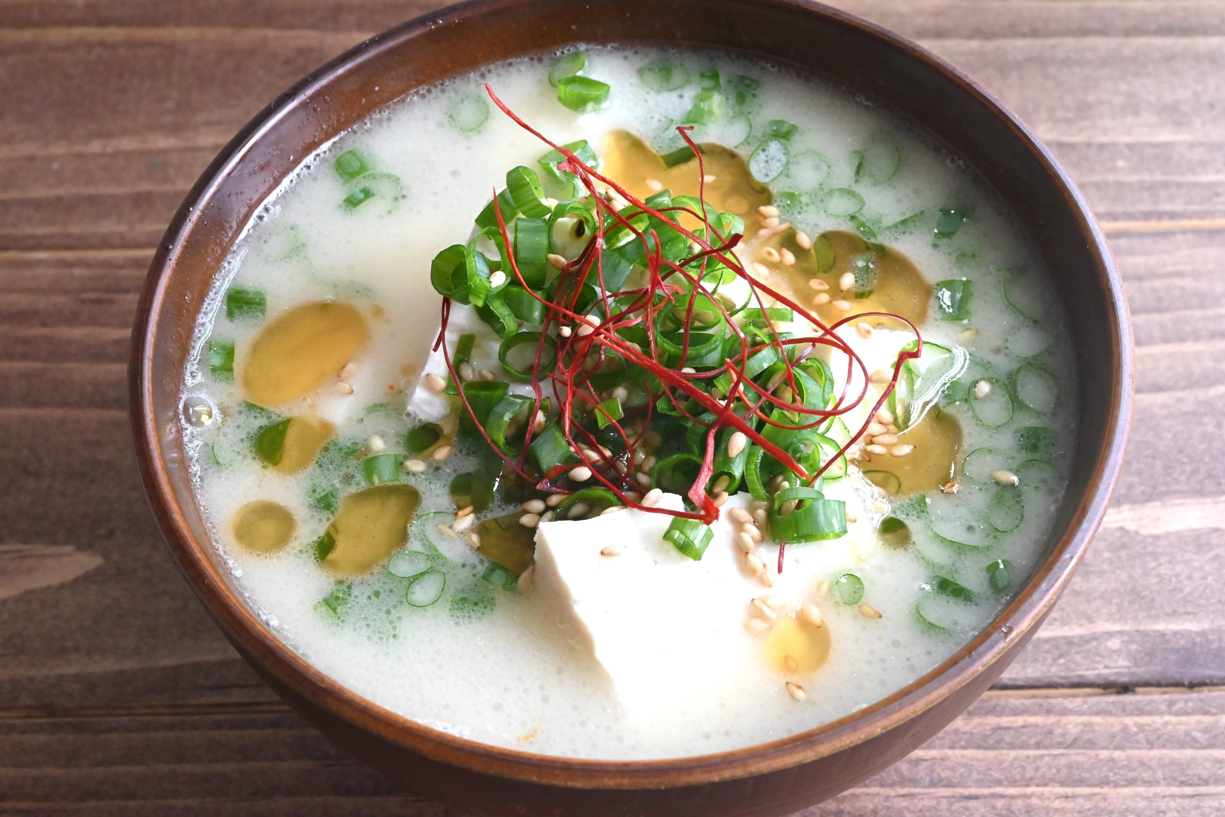 豆腐入りのコムタンスープ