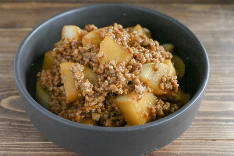 【旬食材】大根1本使い切り！寒い季節においしい大根をたっぷり食べよう♪大根の汁物、副菜、主菜レシピ