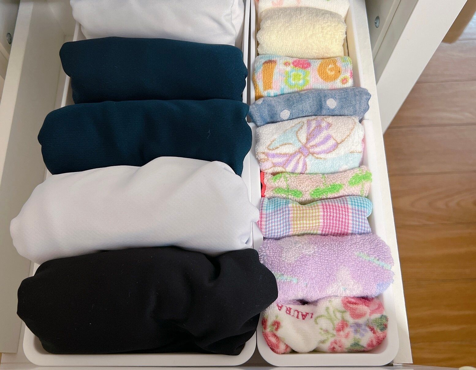 シンデレラフィットが叶うセリアの伸縮収納トレーが優秀すぎ!