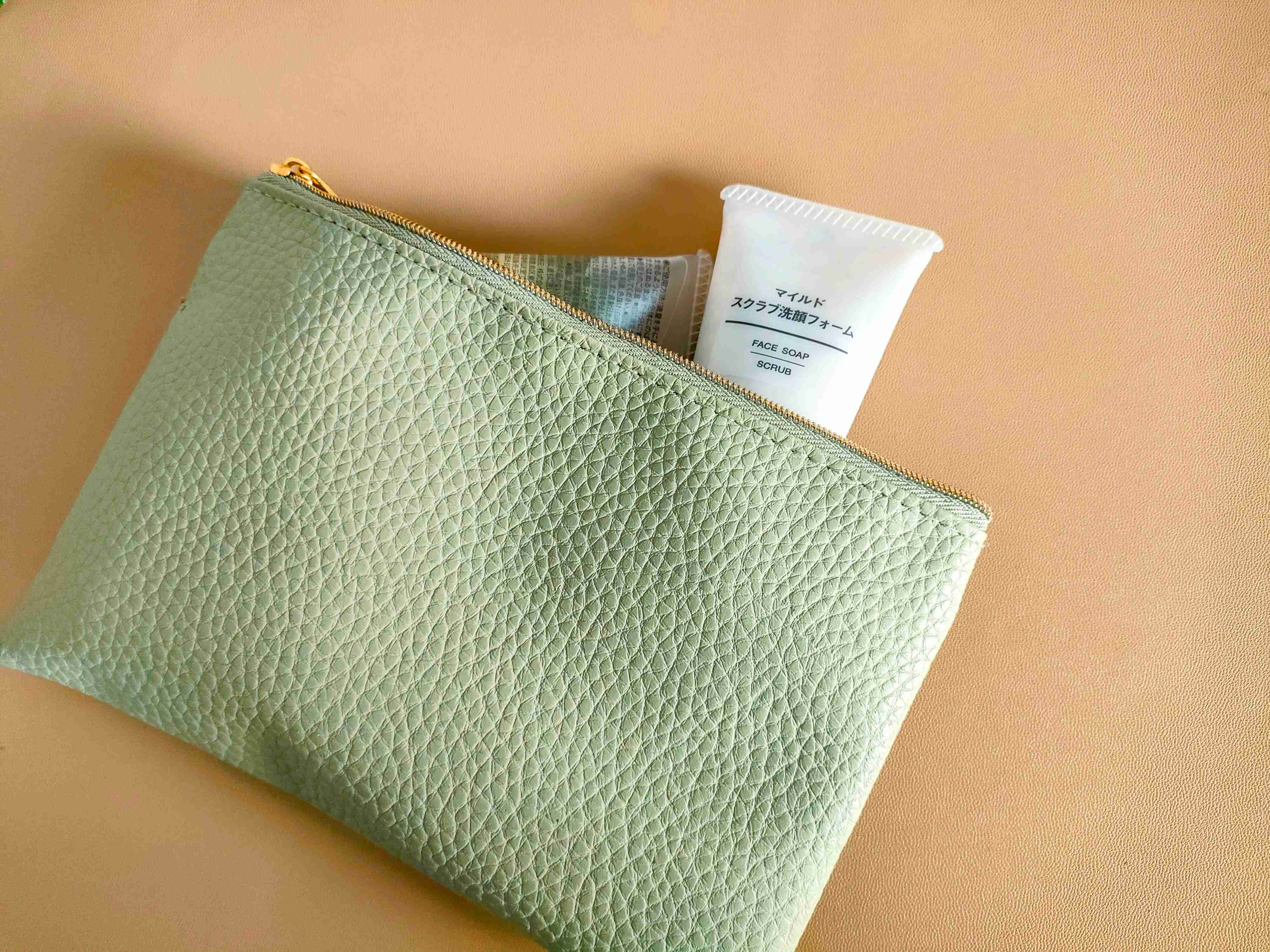 ミニポーチにおさまるサイズ感