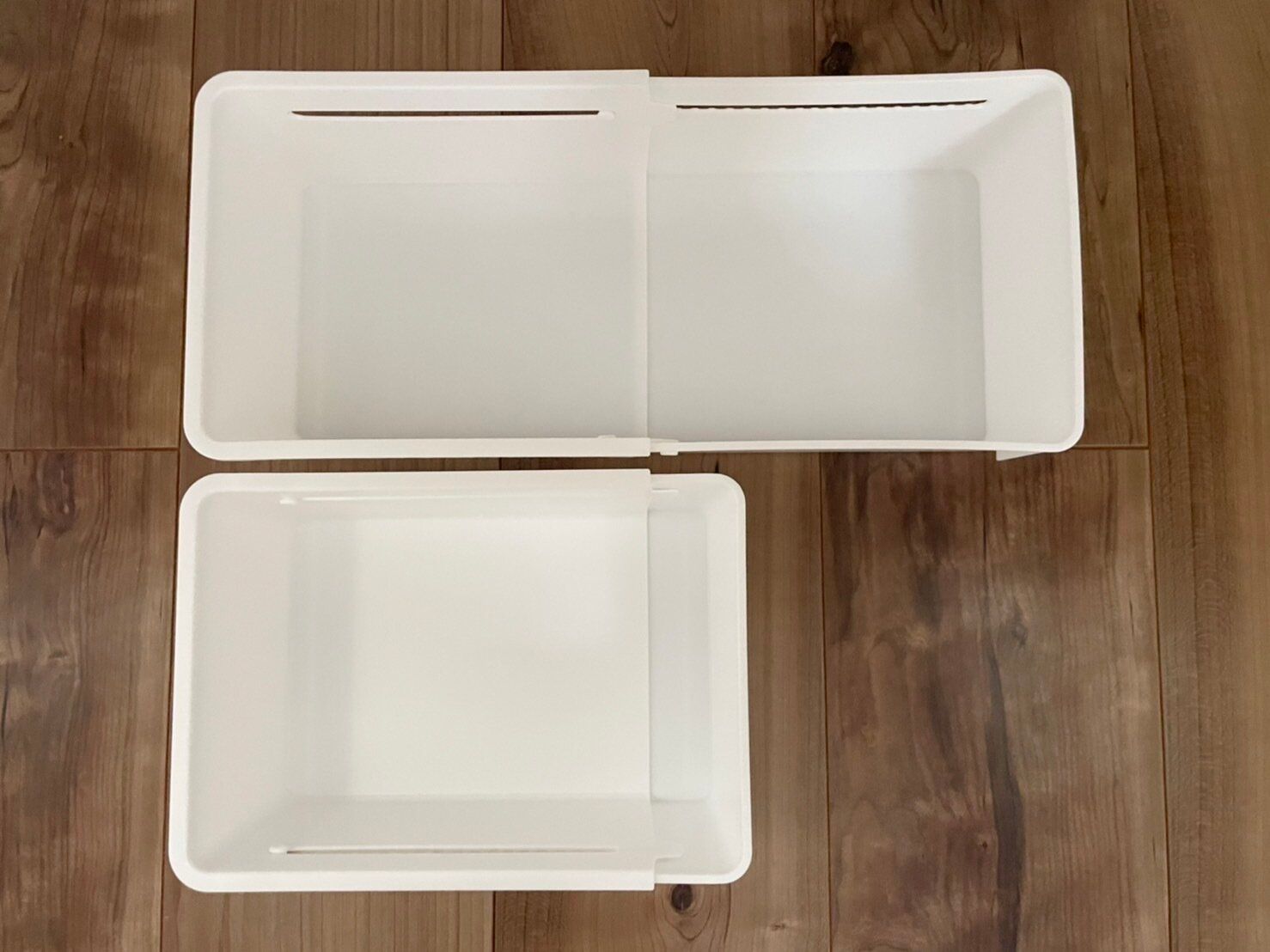 場所に合わせて伸縮できて便利!セリアの伸縮収納トレーで隙間知らず!