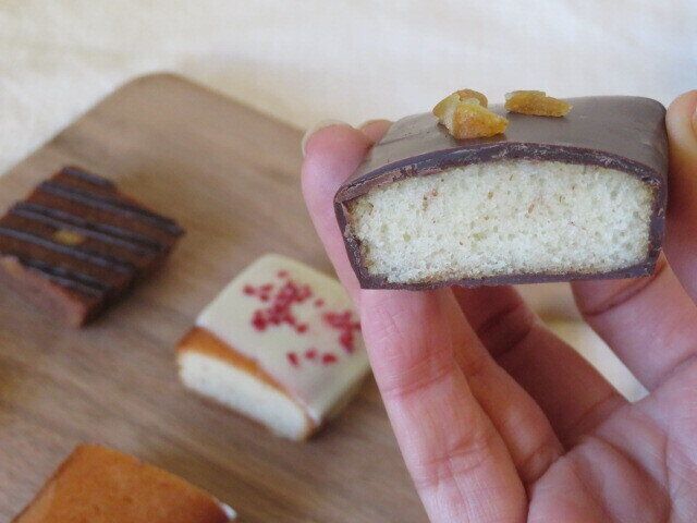 手に持ったところ