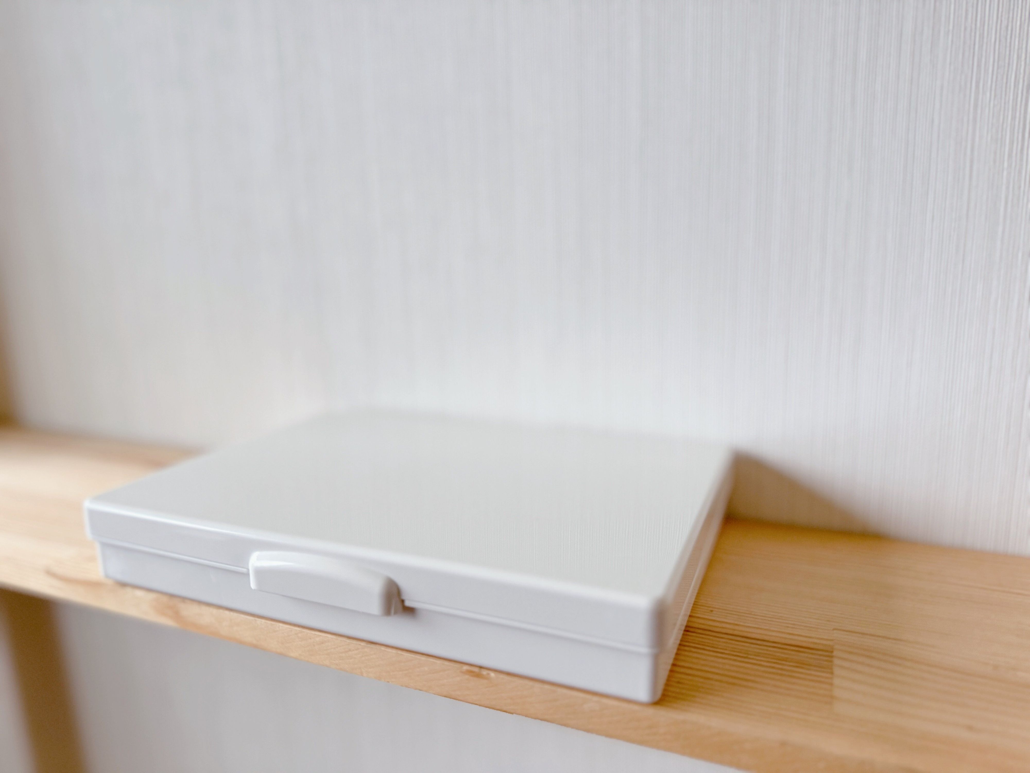 指定の物じゃなくてもいい場合は個人調達が安くなる場合も