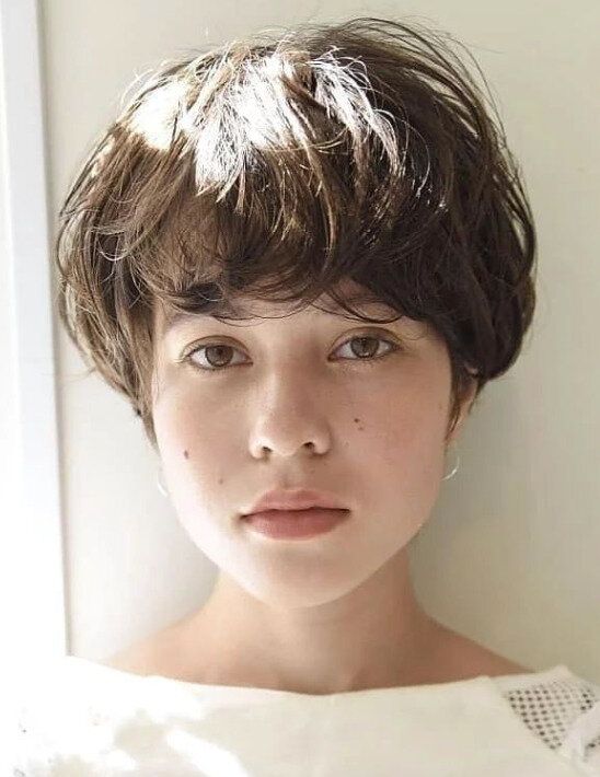 面長さんにおすすめ！マッシュショート