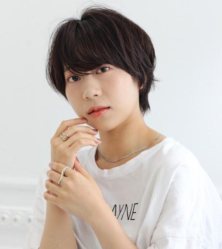 40代女性に似合うふんわりショートヘアスタイル！ゆるふわマッシュショート