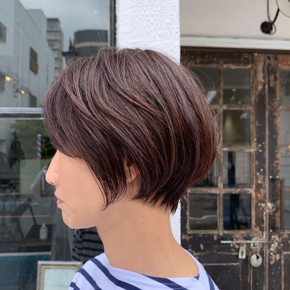 40代女性に似合うふんわりショートヘアスタイル！柔らかシルエットで女性らしさを