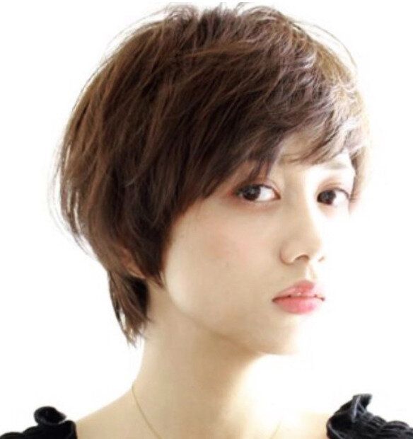 大人も真似しやすい！トレンド最前線のマッシュウルフ