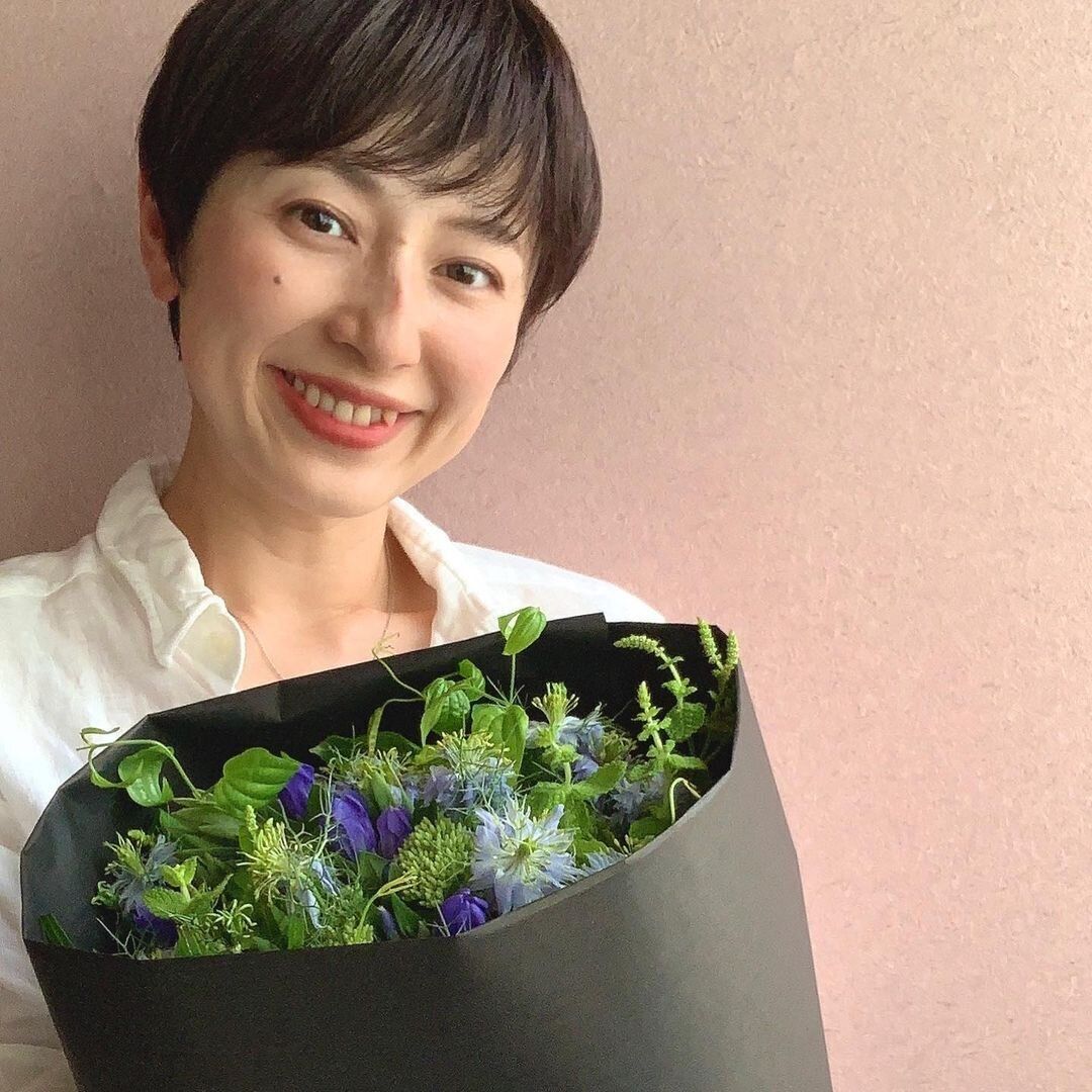 40代女性に似合うふんわりショートヘアスタイル！マッシュショートで女性らしいかわいらしさを