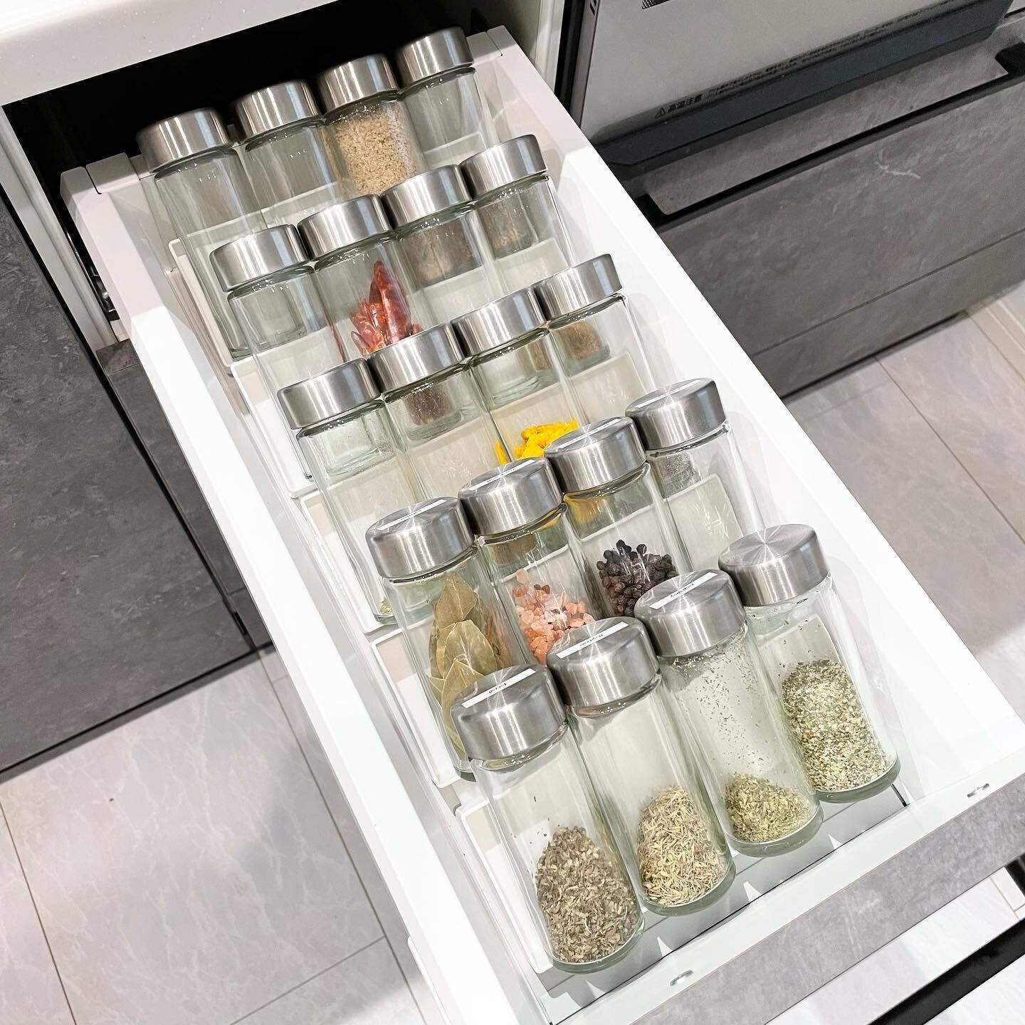 見た目がきれい！シンデレラフィットでスッキリと