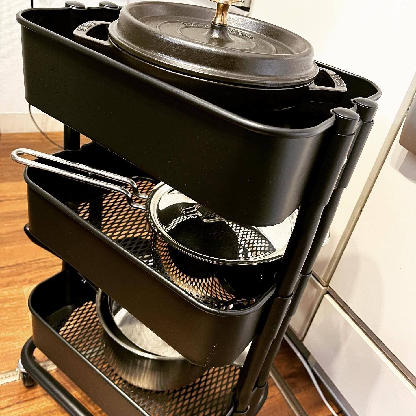 移動も可能!IKEAのワゴンを鍋置き場に