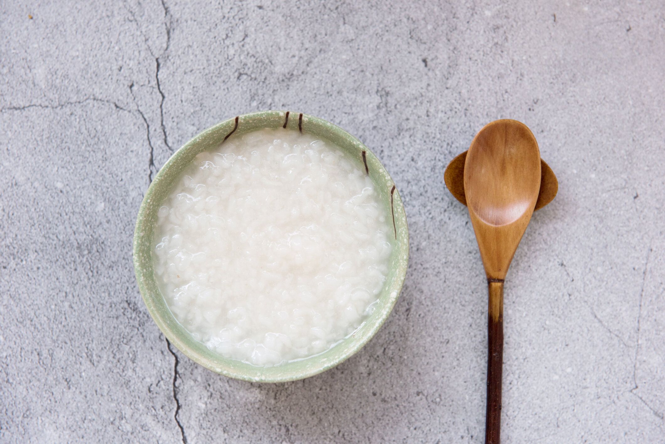 お粥のある静物