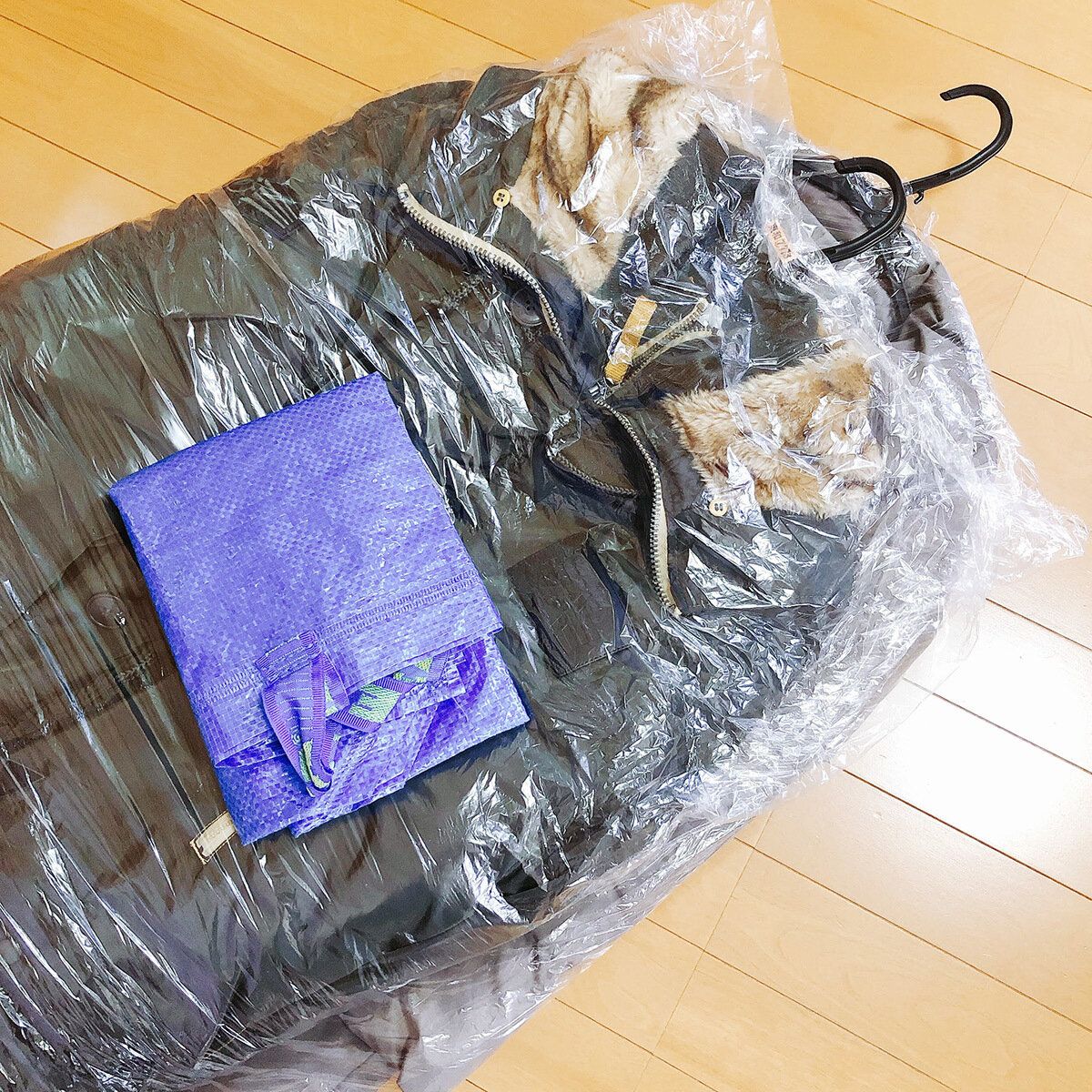 コートはクリーニングへ