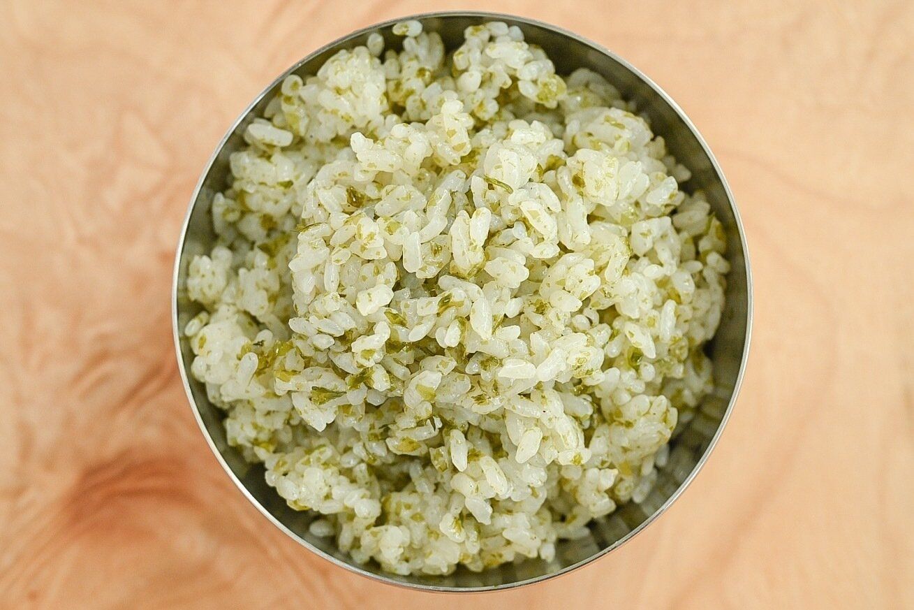 お椀に盛られた韓国のりごはん