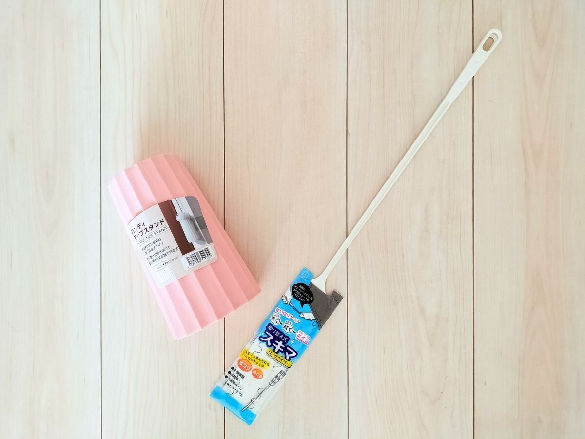 スキマロングワイパーとハンディモップスタンドの画像
