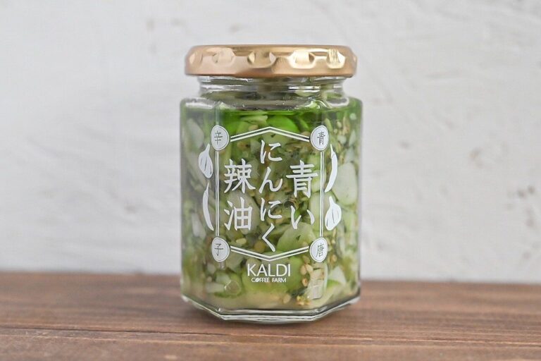 【カルディ】見かけたら即ゲット！おいしすぎると大人気「青いにんにく辣油」を使う簡単レシピ3選