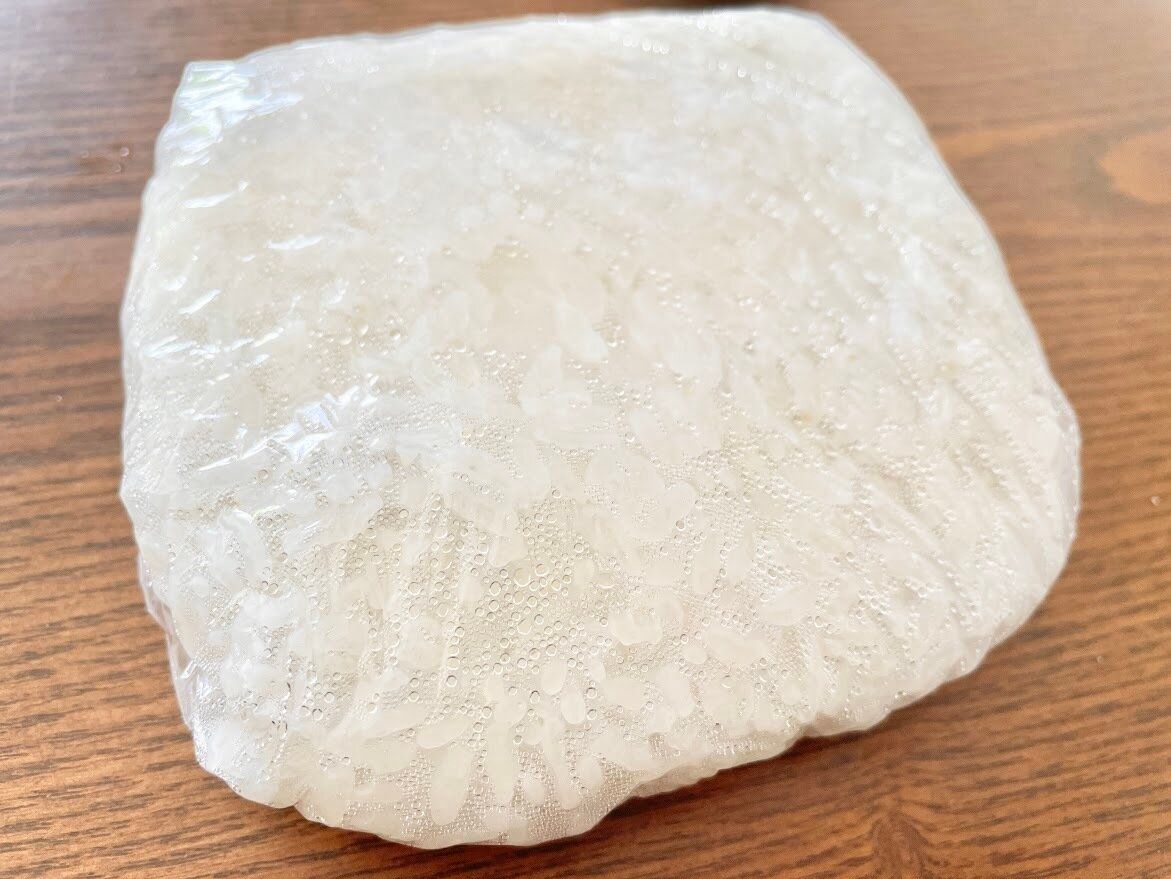ご飯は多めに炊いて炊き立てのうちに冷凍する