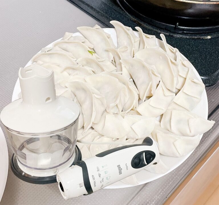 みじん切りはブレンダーにおまかせ！で月イチ餃子づくりとブレンダーの収納