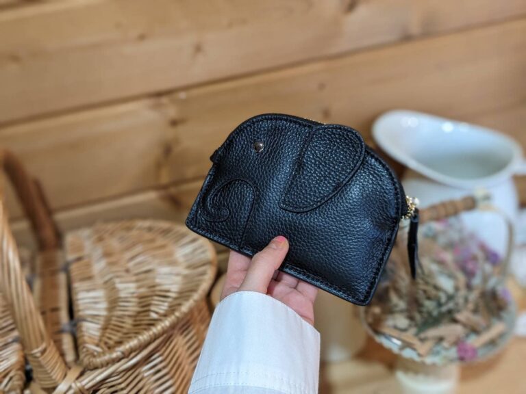 【収納のプロのモノ選び】“キャッシュレス時代“必要なモノだけ持ち運ぶ「ミニ財布」