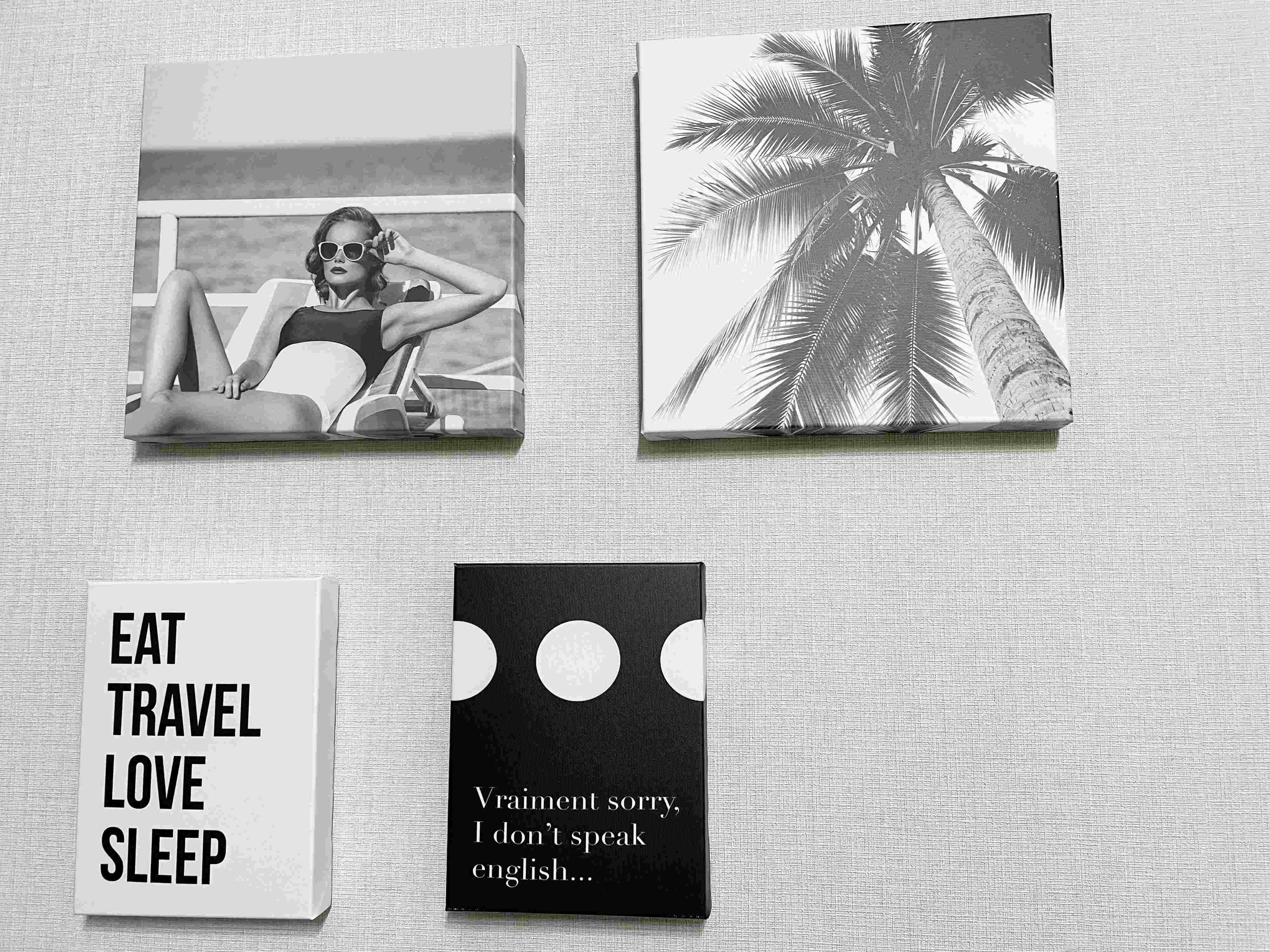 ファブリックパネル　穴を開けずに飾る