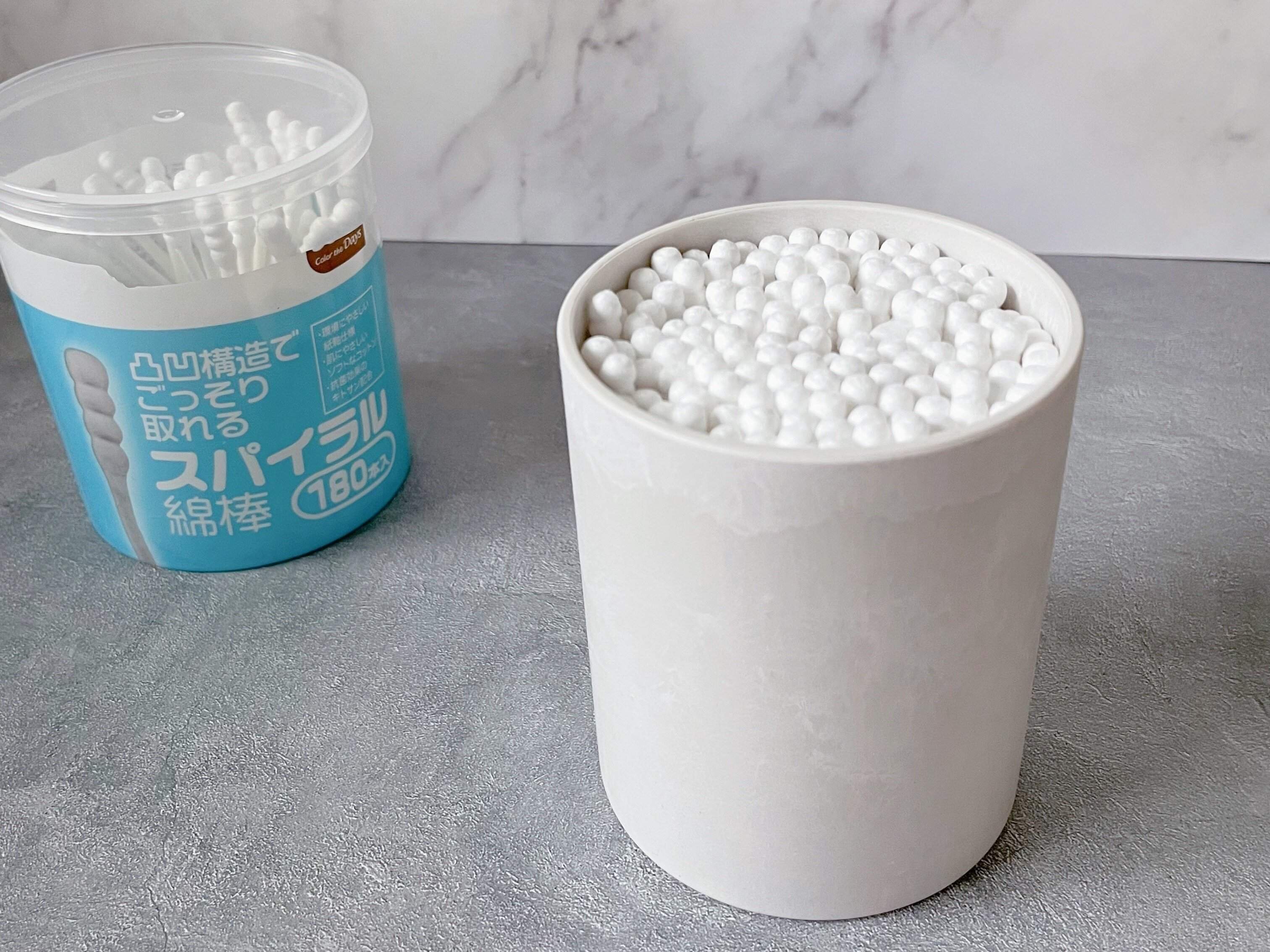 生活感が出てしまう小物はセリア収納を使ってすっきり！