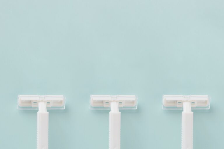 【tower】こんなの探していた！地味に困るT字シェーバー収納を即解決してくれたアイテム