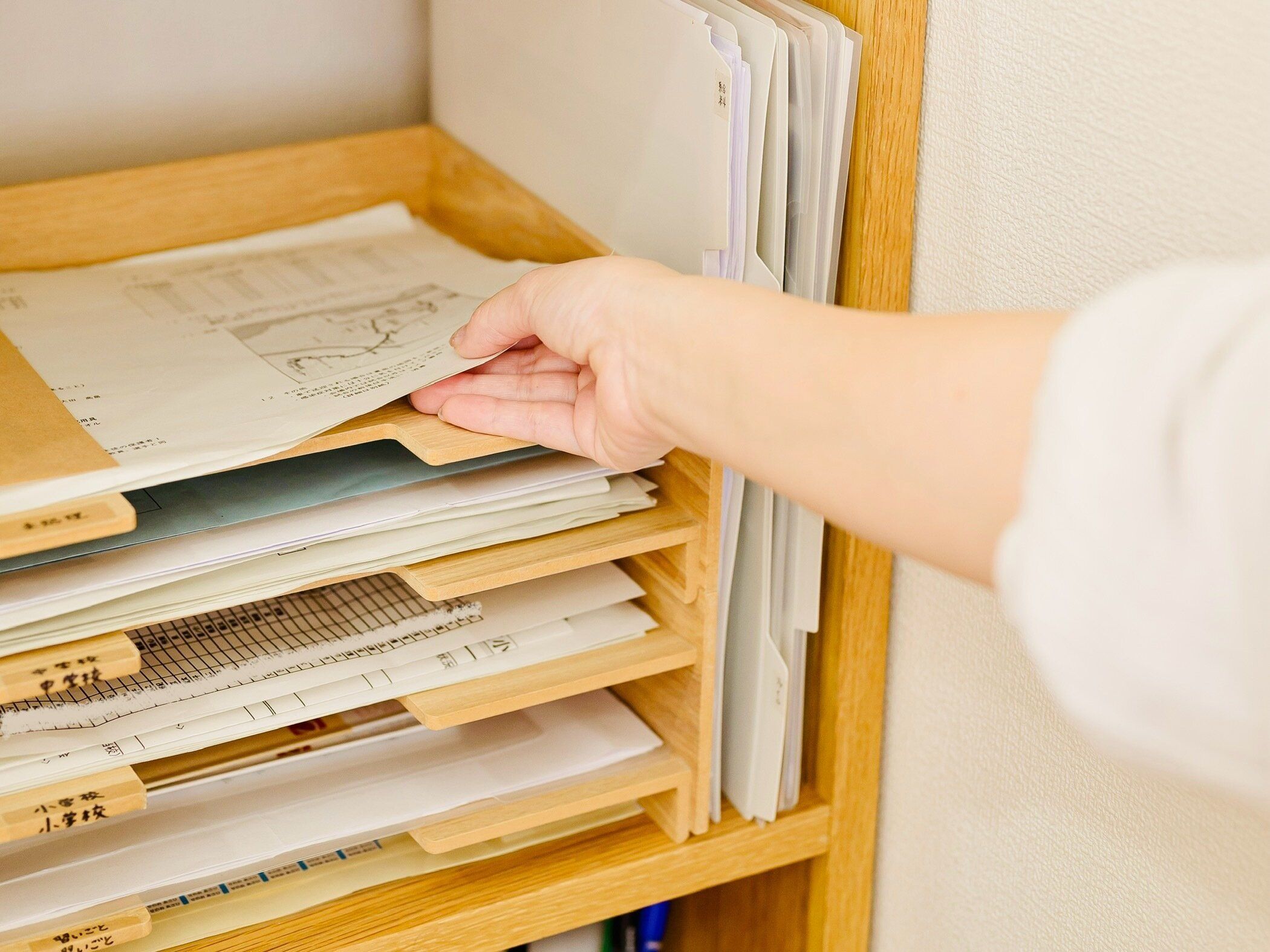 入学準備 無印良品の木製書類整理トレーでプリント管理