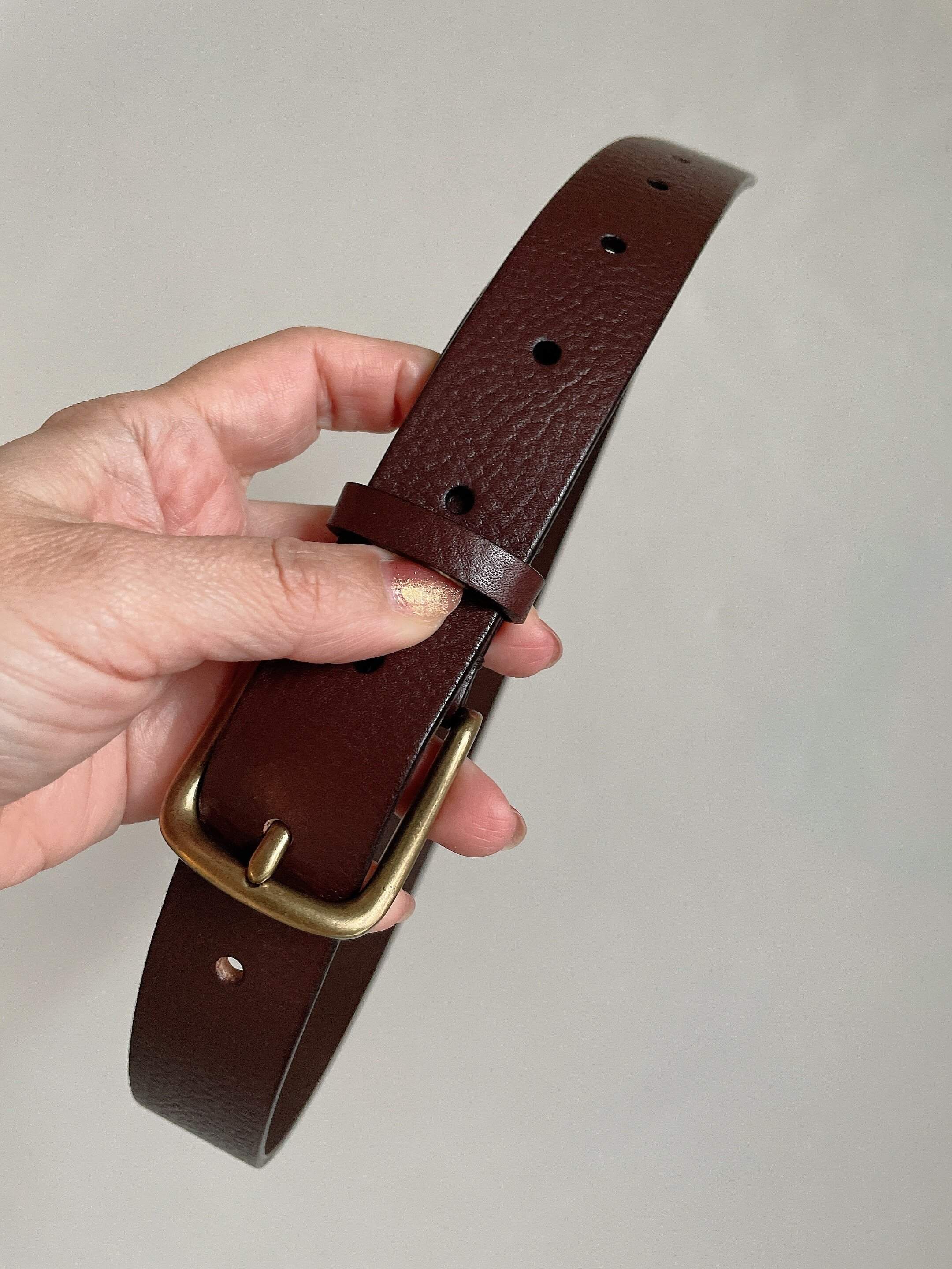 ベルトの穴無料で開けてくれる ユニクロ