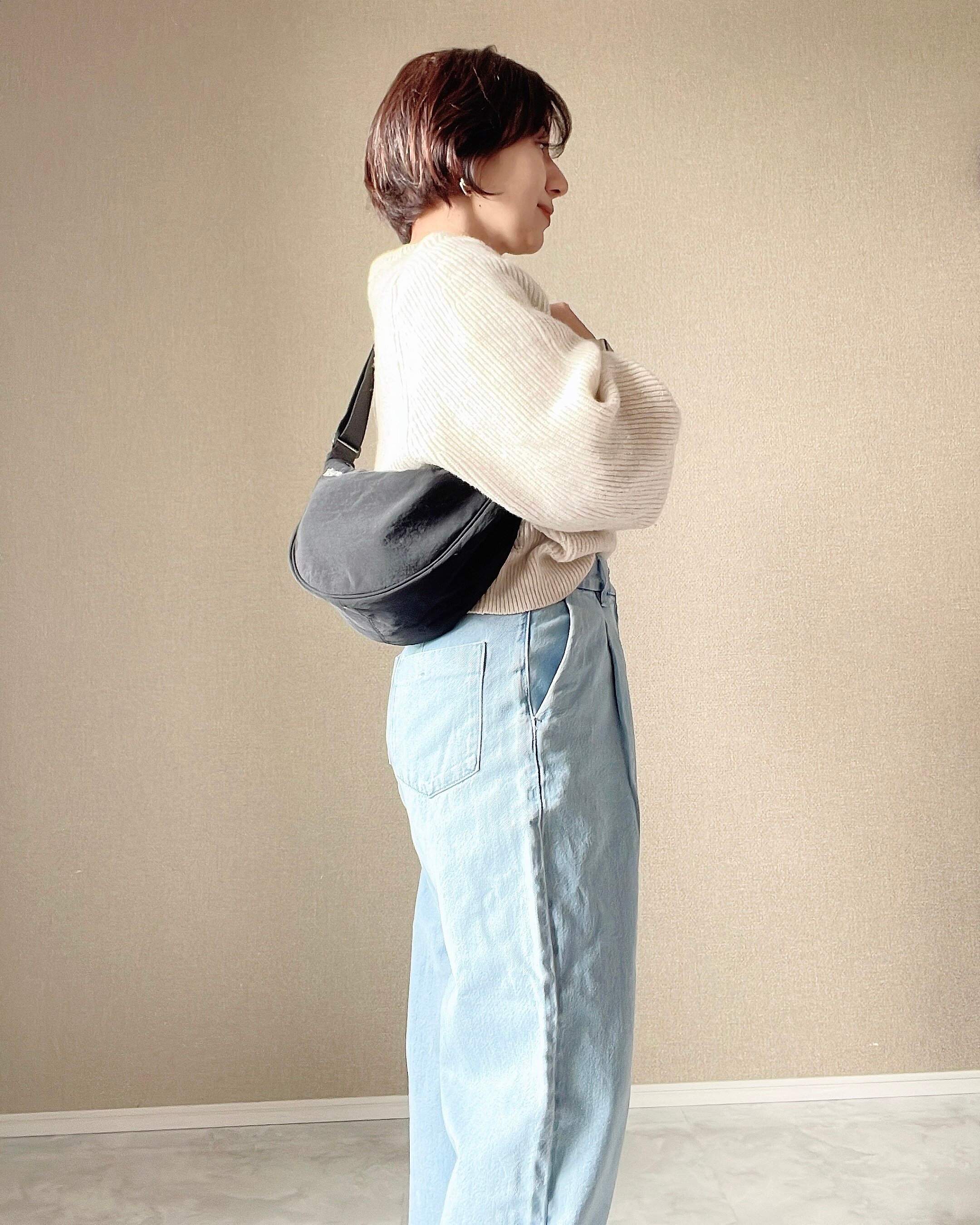 ドレープデニムタックパンツ