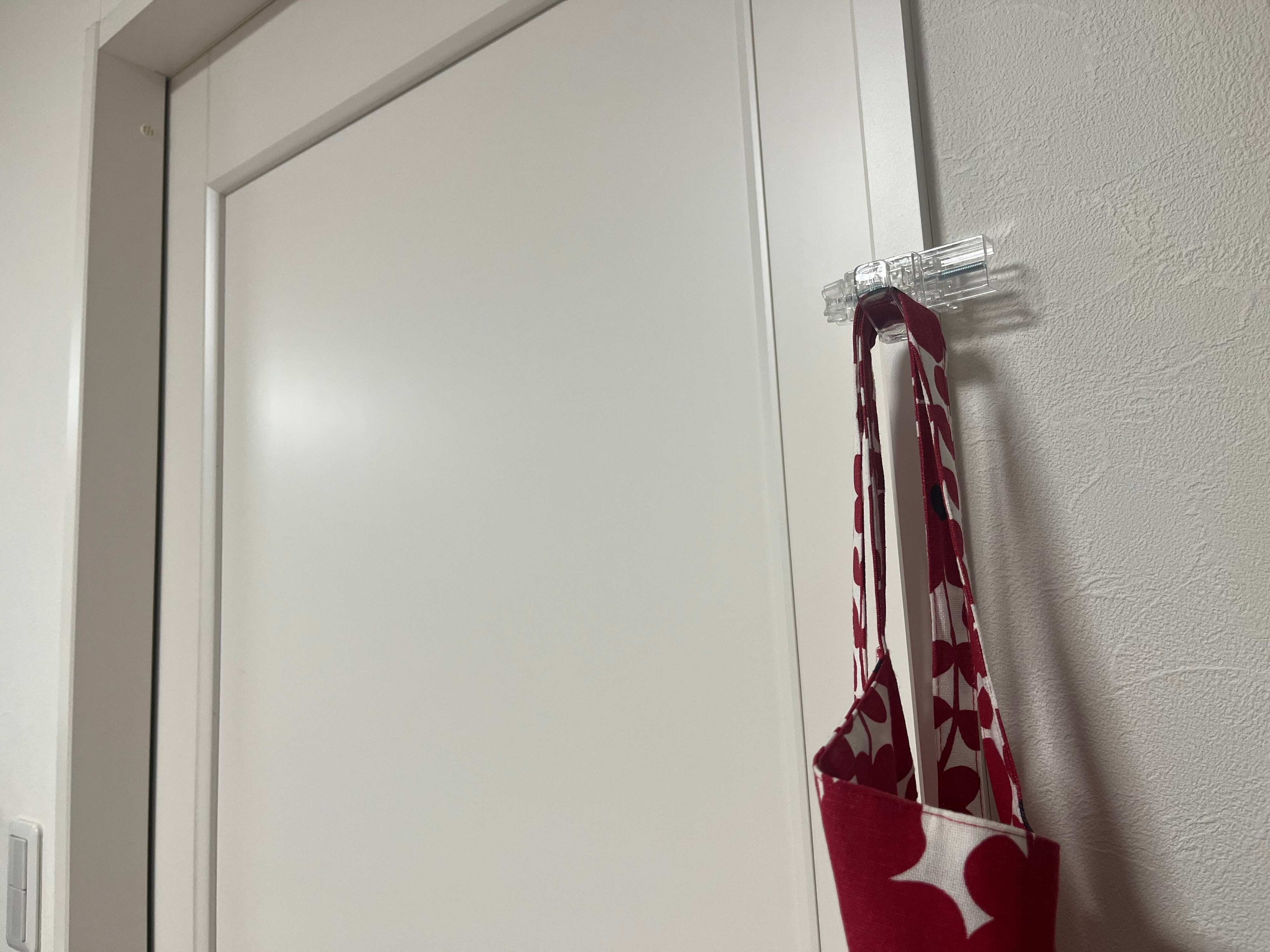 かもいフック縦使い