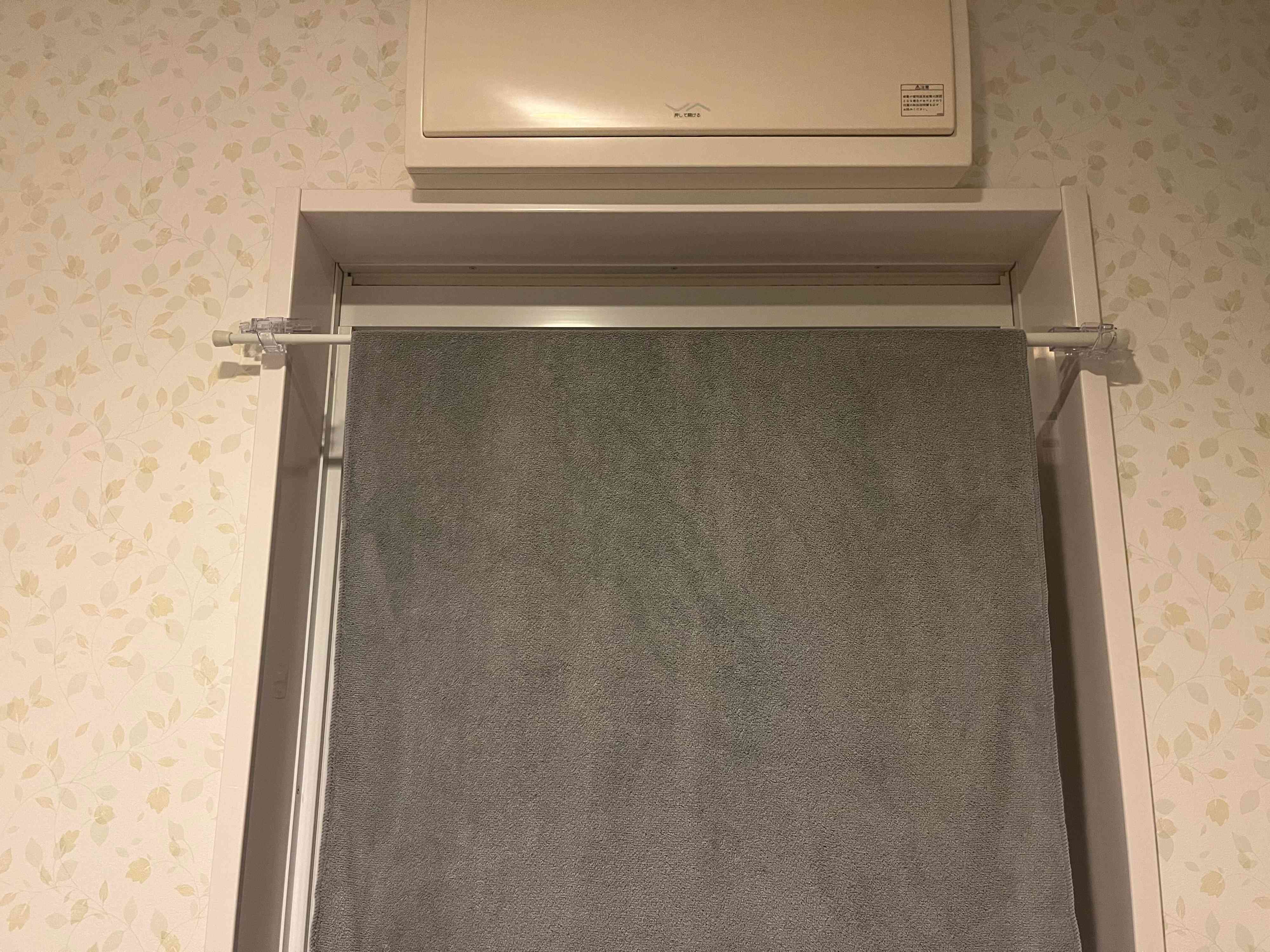 突っ張り棒と併用のかもいフック