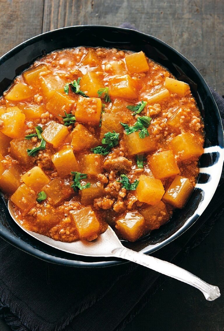 相性バツグンでご飯が進む！「大根」「白菜」と「ひき肉」絶品レシピ