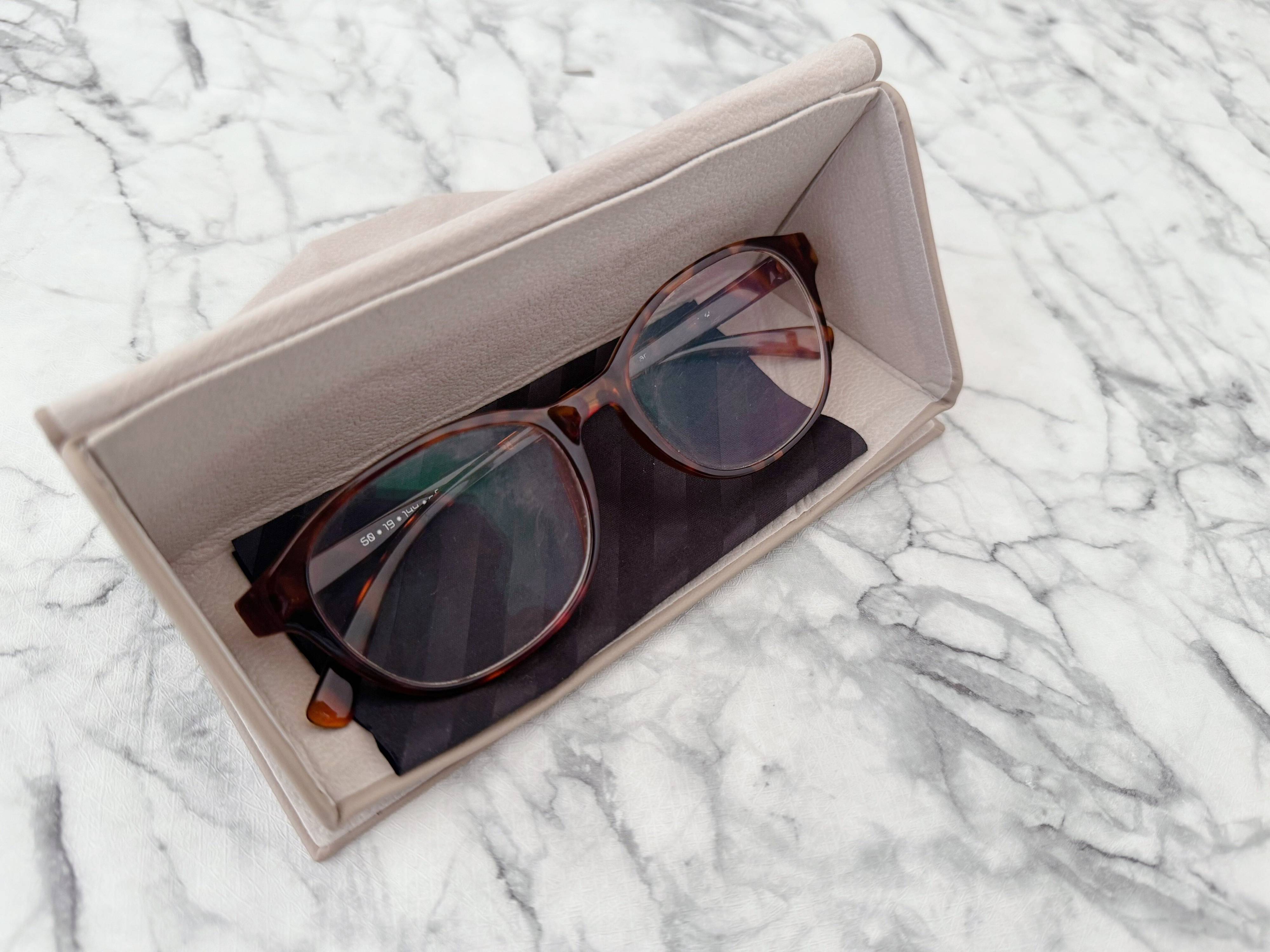 3coins メガネケース