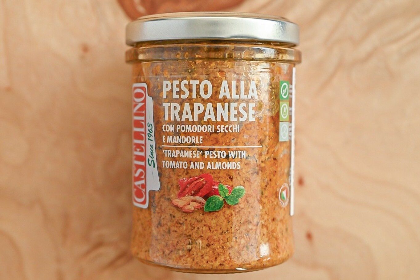 カステリーノ トラパネーゼペストのパッケージ