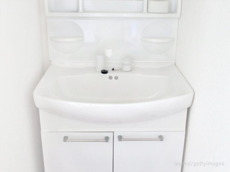 洗面所におすすめの洗剤6選｜パーツごとの掃除方法や便利なアイテムも紹介